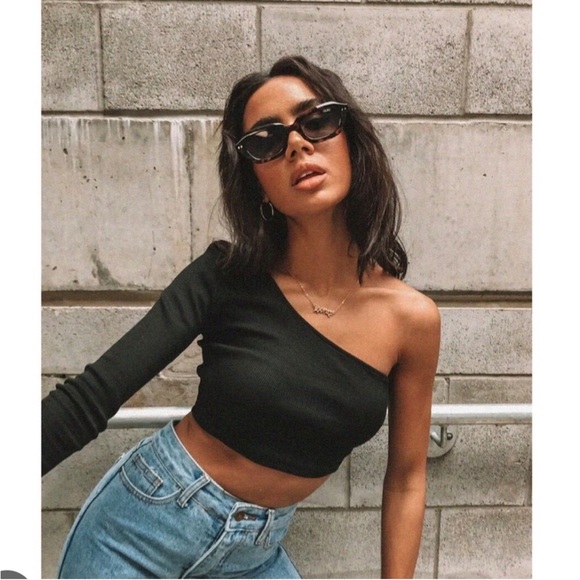 Princess Polly Brianna Black One-Shoulder Top Size 2 - Picture 3 of 8